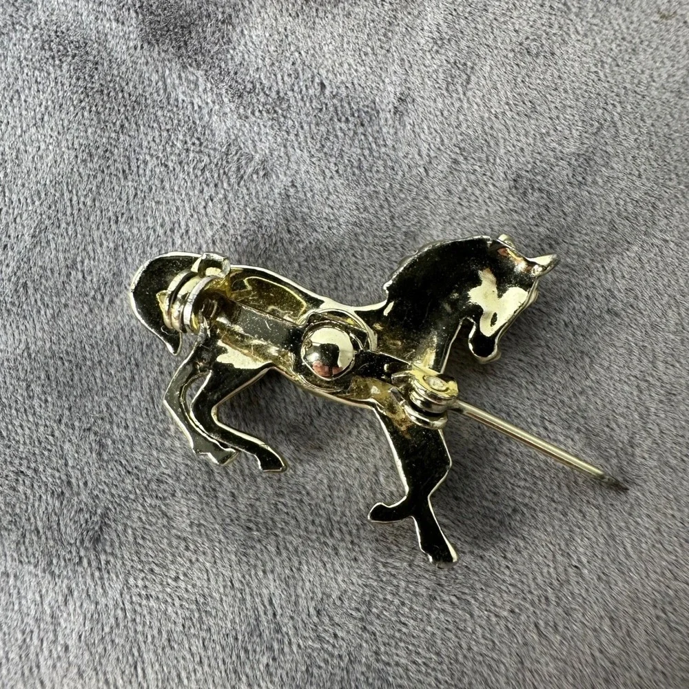 Gold Tone Galloping‎ Horse Brooch Red White Enamel Accents Animal Pin Costume